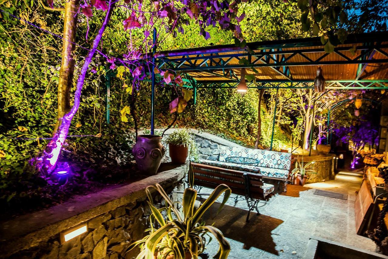 Vila Eden Boutique Hotel Korce Exterior foto